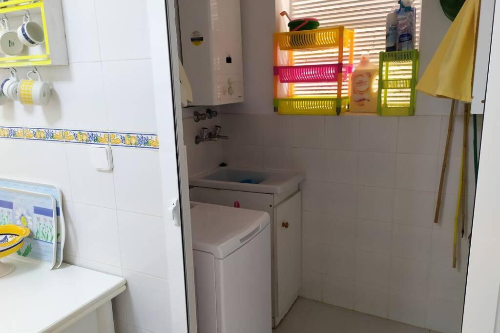 Acogedor Apartamento A 100 M. De Pinares Y Playa Lejlighed Rota Eksteriør billede